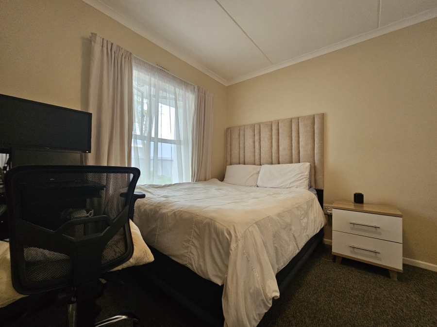 2 Bedroom Property for Sale in Buh Rein Estate Western Cape